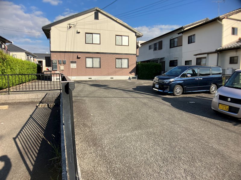 セジュール山口　パート2 駐車場