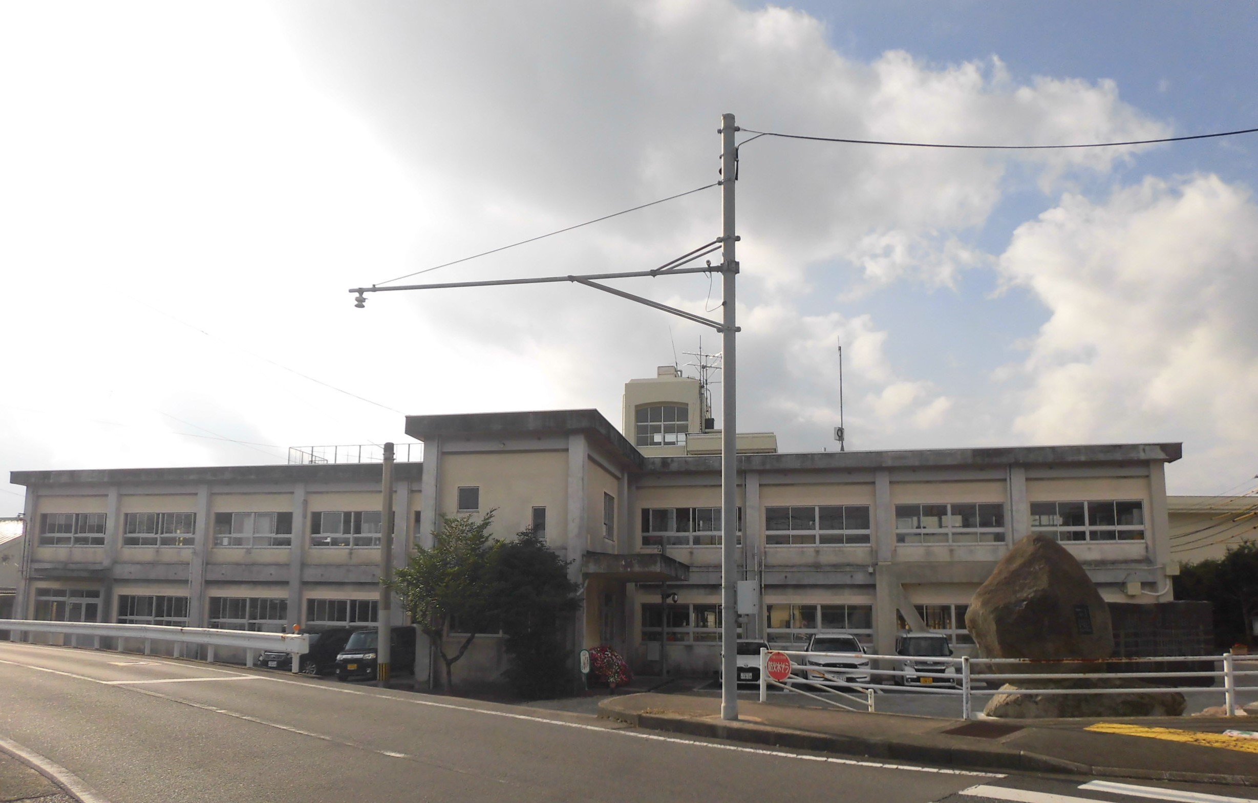 ユートピア島原 小学校