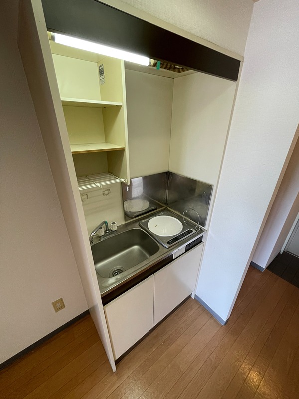 ホワイトパレス万年青 キッチン