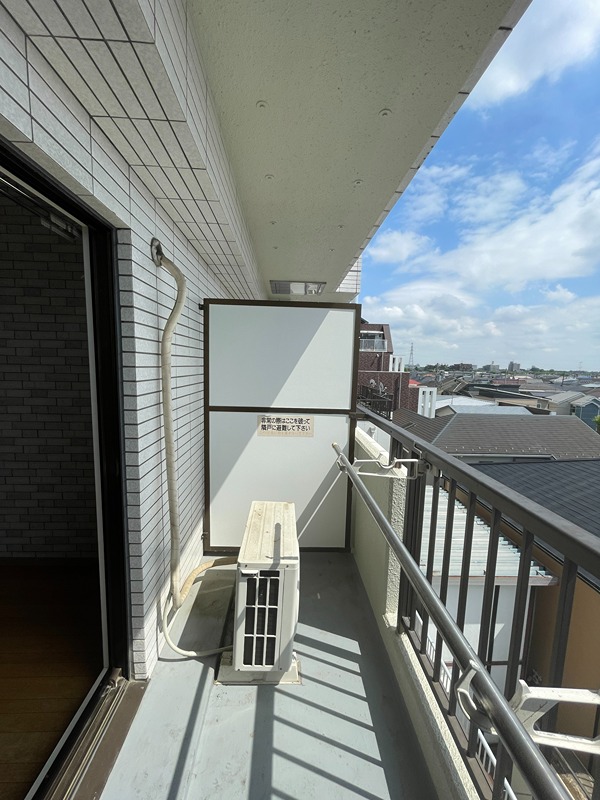 ホワイトパレス万年青 ベランダ