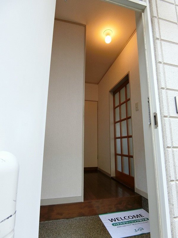 ドミール星ヶ丘A 玄関