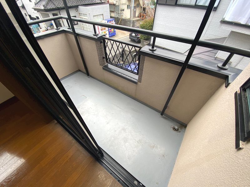 宮下本町3丁目貸家 ベランダ