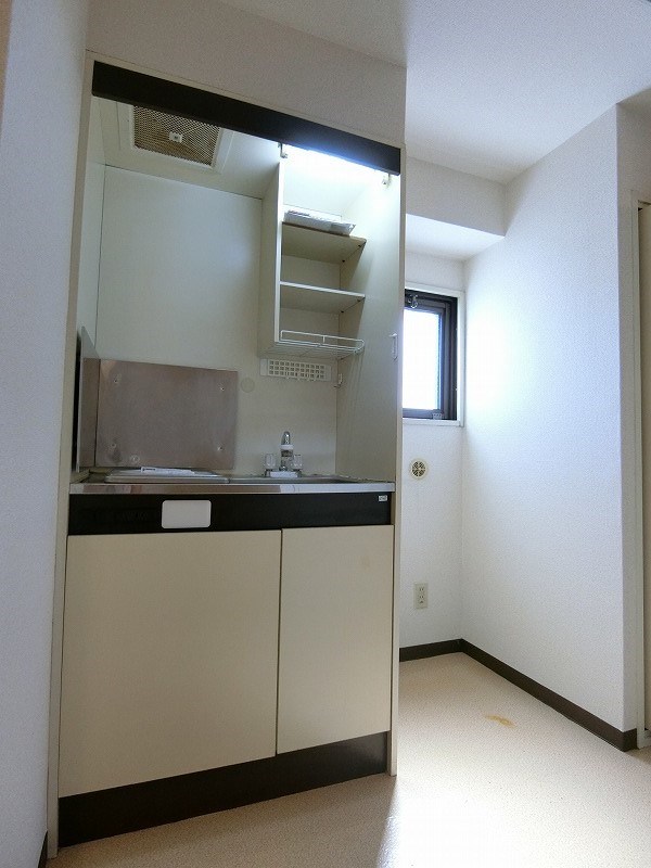 ホワイトパレス万年青 キッチン