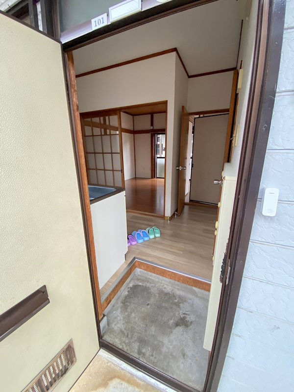 たちばなハイツB 玄関