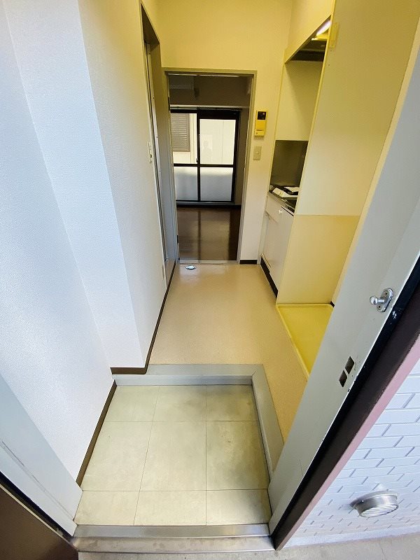 グレース近沢  玄関