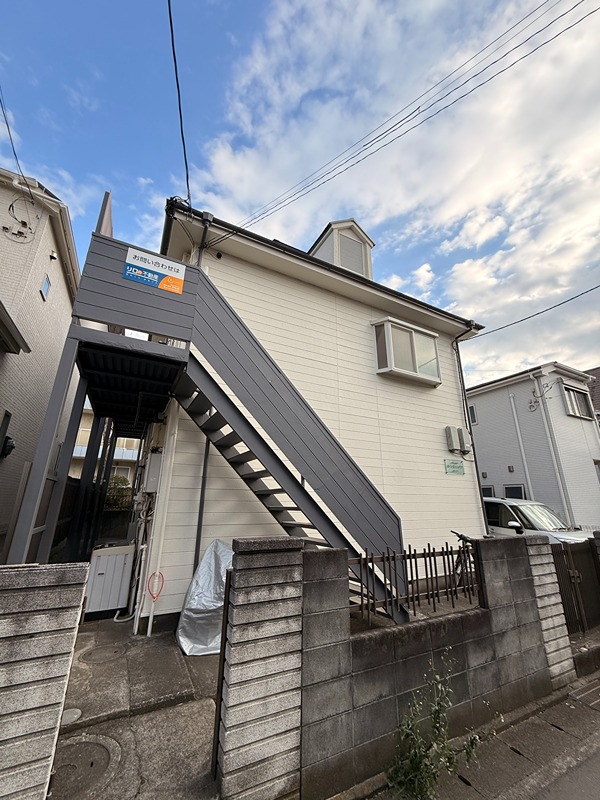 ホワイトハイツ  201号室 外観