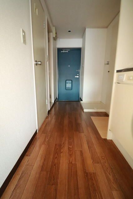 ワンカイヨマンション 玄関
