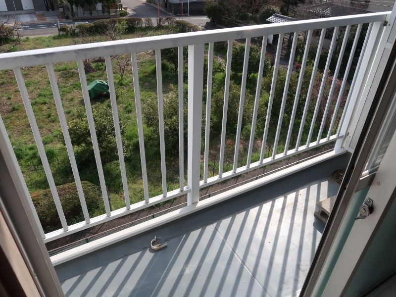 エステートロイヤル ベランダ
