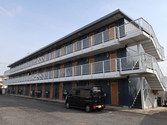 エステートロイヤル 301号室 外観