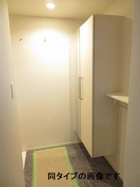 シャローム　Ｋ 玄関