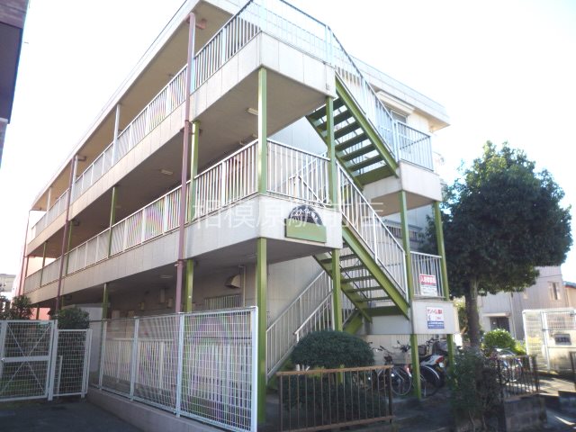 サンハイム橋本 303号室 外観