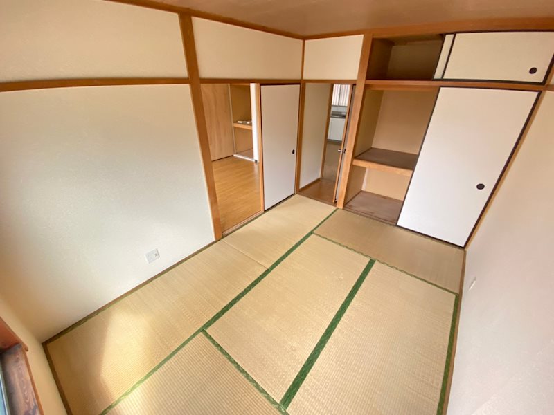 サンハイム橋本 ベッドルーム