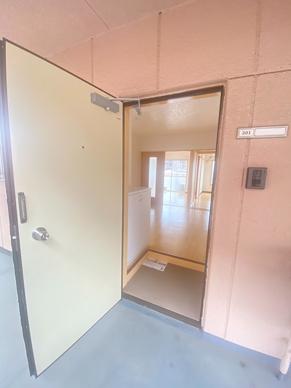 サンハイム橋本 玄関