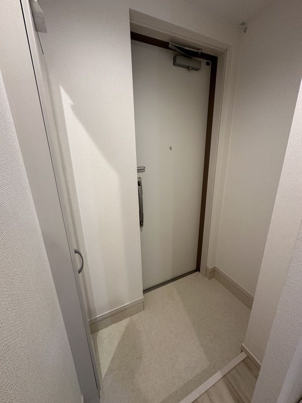 ヴィラ南大沢 玄関