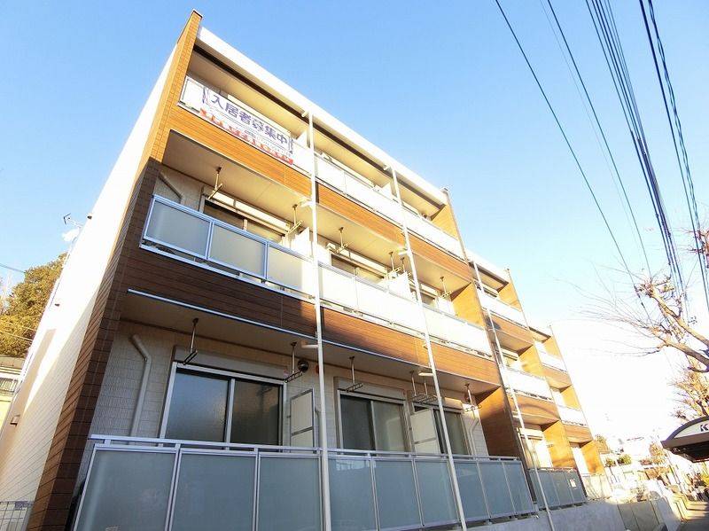 リブリ・フローレス参番館 302号室 外観