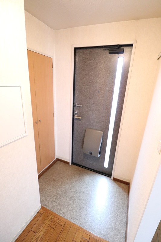 ステラ 玄関