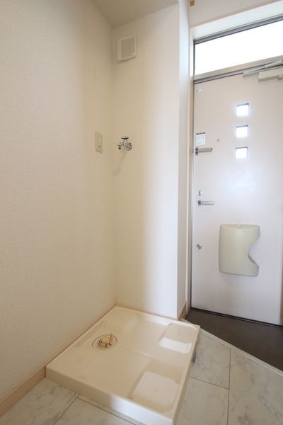 ロバリア古淵 玄関