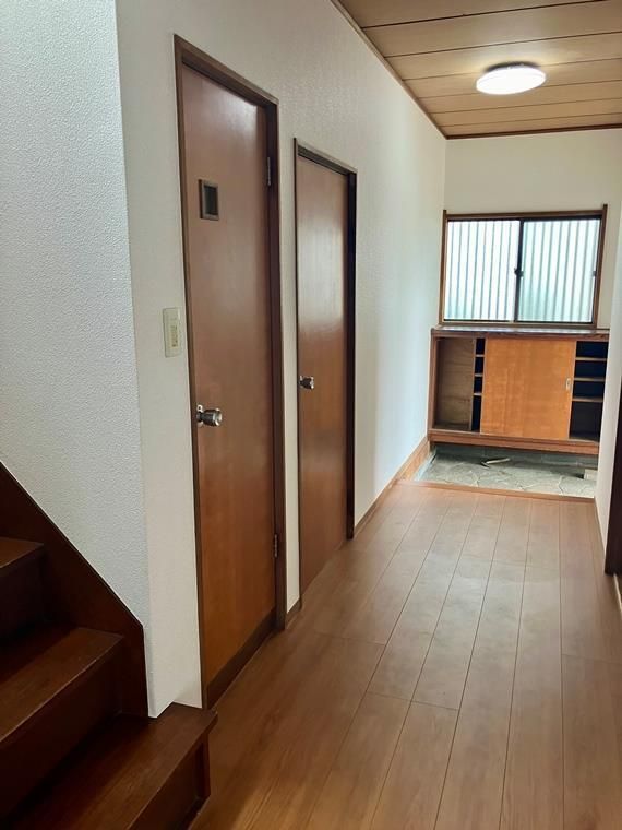 小山町戸建 玄関