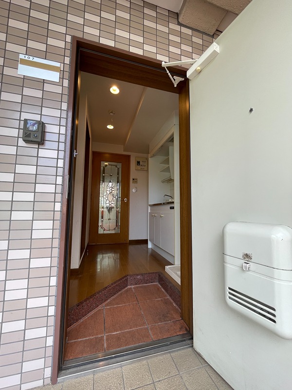 あずさ壱番館  玄関