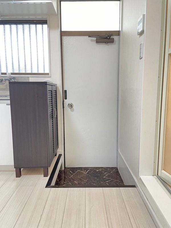 メゾン青木 玄関