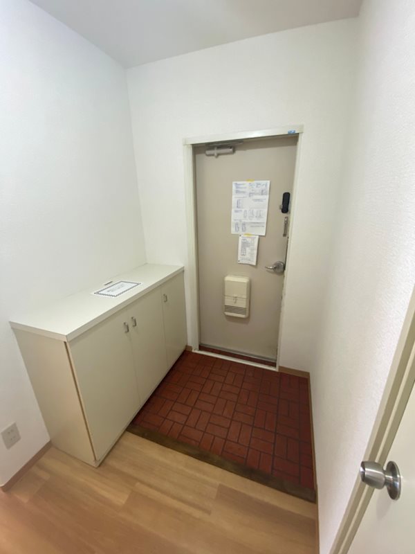 チュリス相模原 玄関