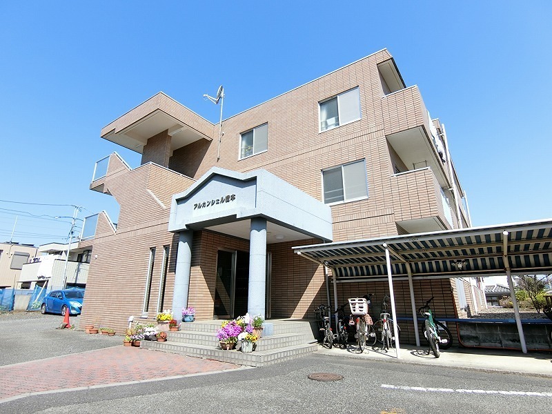 アルカンシェル橋本 303号室 外観