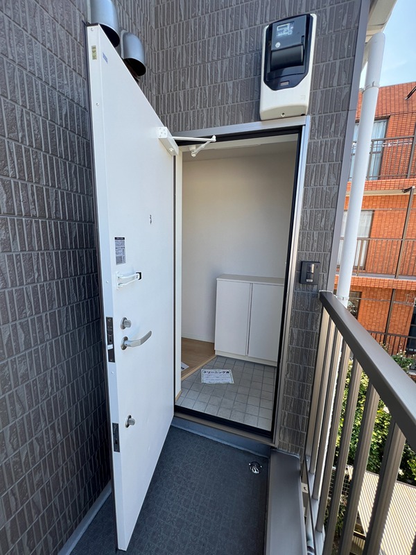 プランドール 玄関