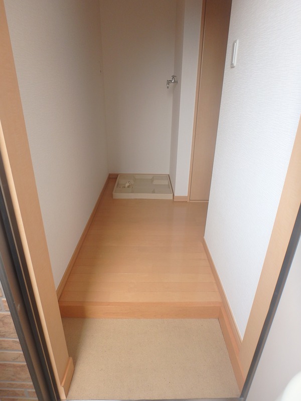 ロフト橋本 玄関