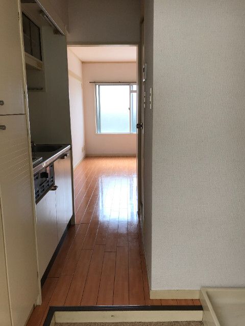 アルファライフ 玄関