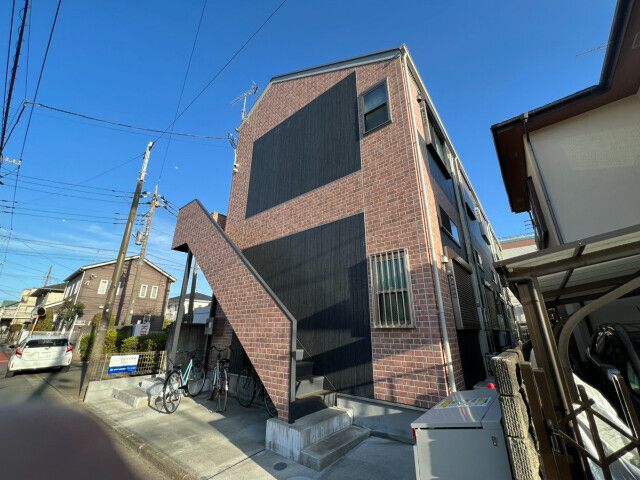 Tina 小田急相模原 103号室 外観
