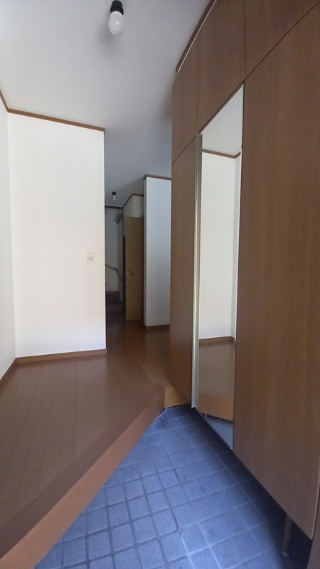 相模が丘１丁目テラスハウス 玄関