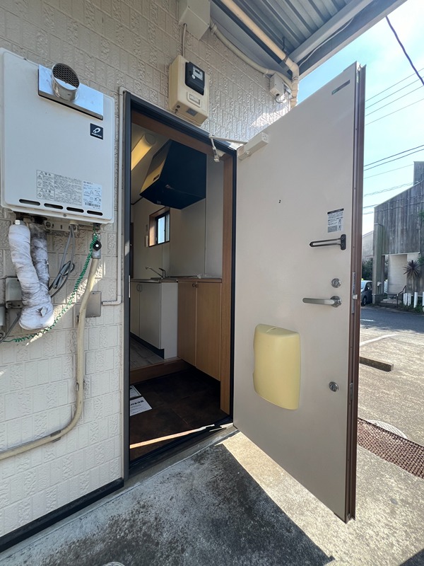 リトルシャイン 玄関