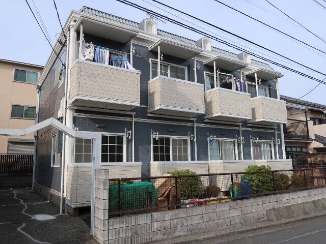 グリーンリーフ越野 201号室 外観