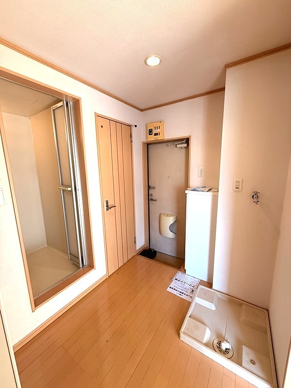 ロフト橋本  玄関