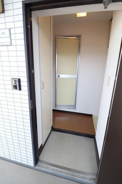 ユーカリハイツ八王子 玄関