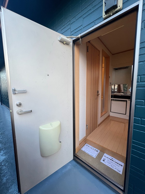 ロフト橋本  玄関