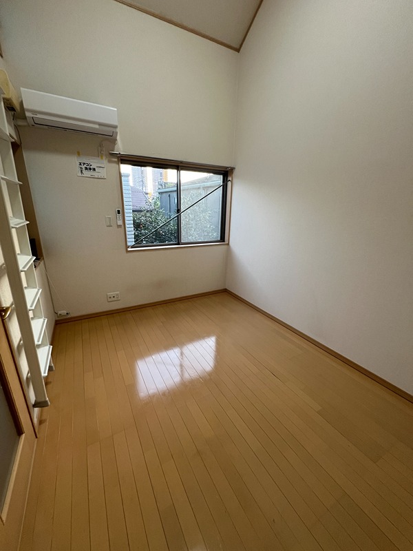 ロフト橋本  ベッドルーム