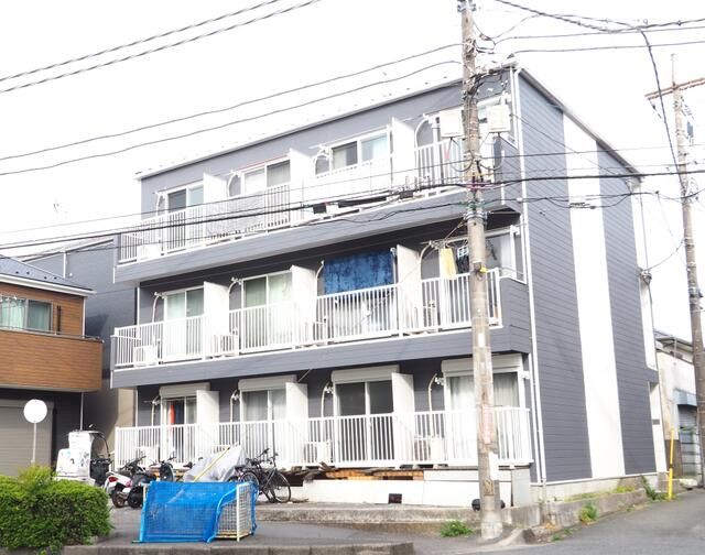ビューティフルデイズ小山 201号室 外観