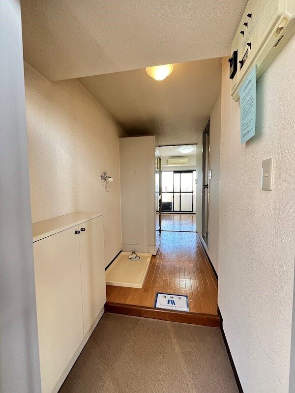 日神パレステージ相模原 玄関
