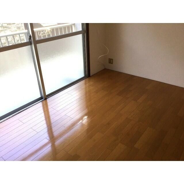 清新三興ハイツ ベッドルーム