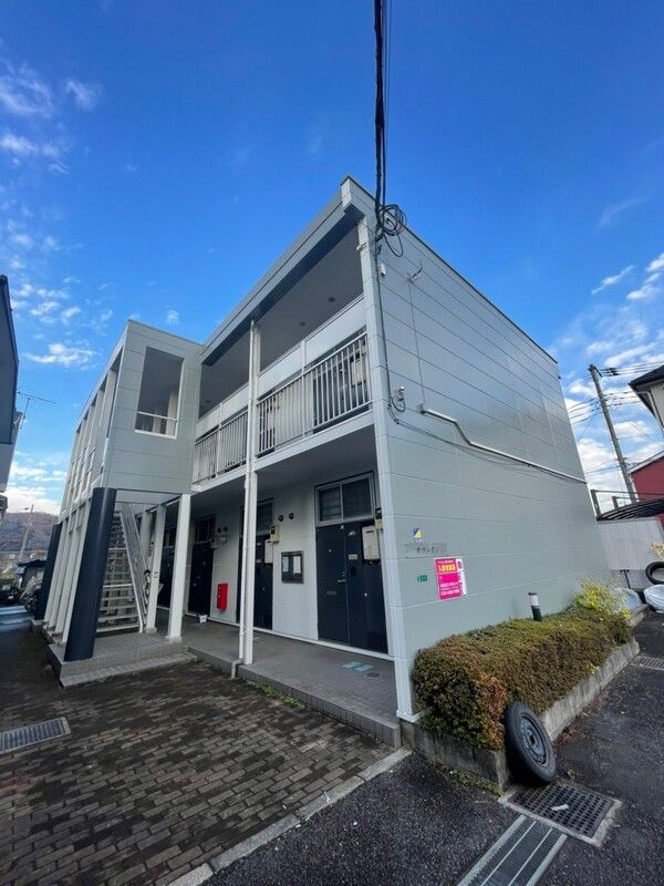 オラシオン 104号室 外観