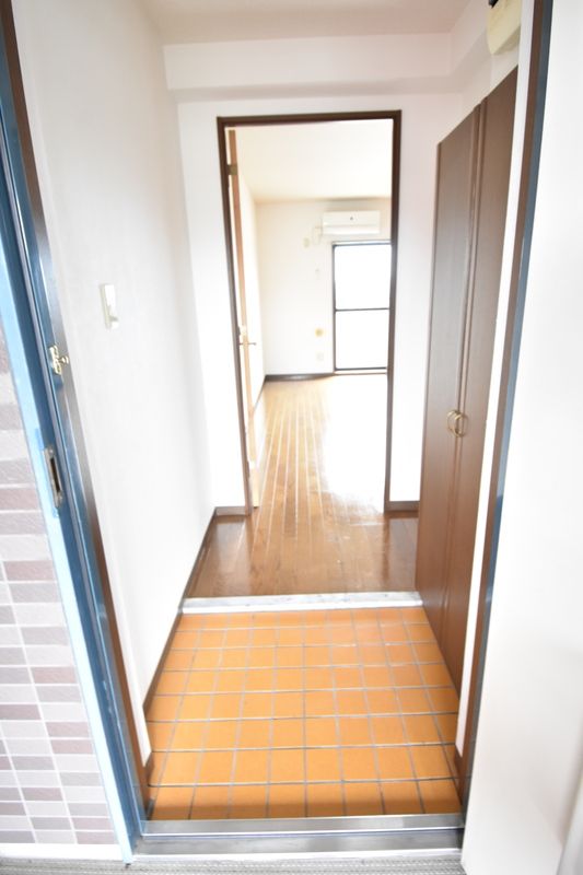 アンソレイユ・Ｋ 玄関