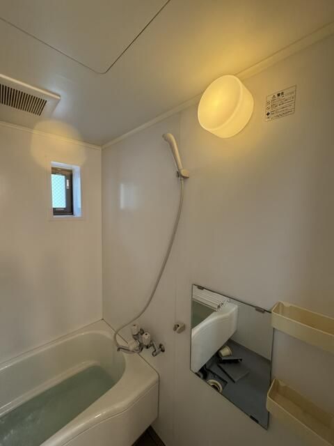 プロミネンス 風呂画像