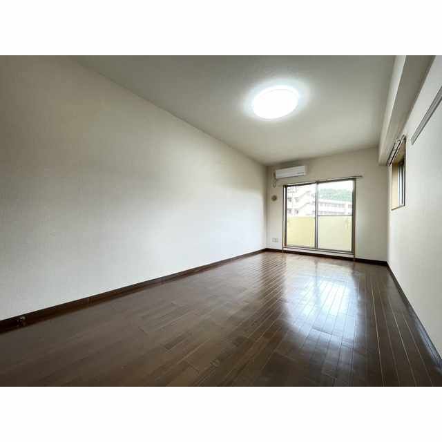 キャッスルヒルズ ベッドルーム