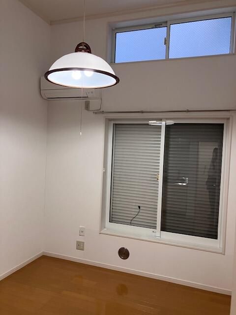 リヴェール橋本 ベッドルーム