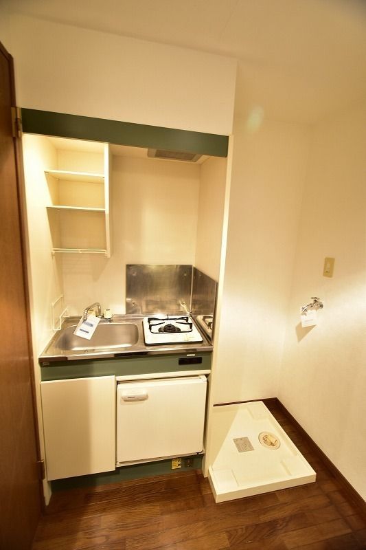 アドニスイースト キッチン