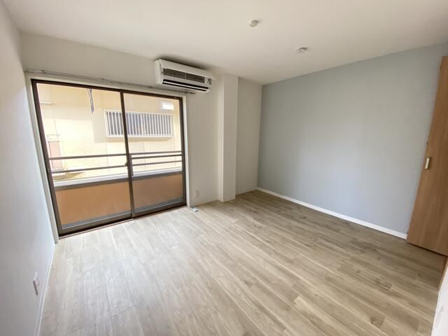 コスモスハイツ ベッドルーム