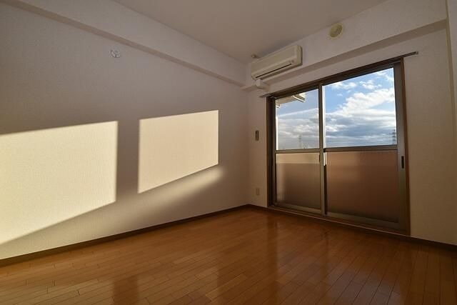 西河マンション ベッドルーム