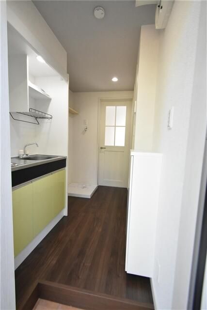 ライブリー元橋本 玄関