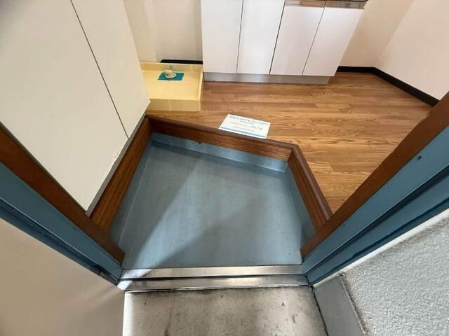 ティンカーベル 玄関